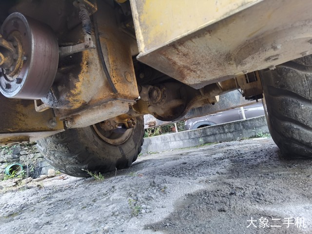 雷沃重工 ETX956 装载机