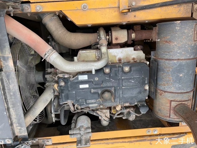 三一重工 SY215C-10 挖掘机