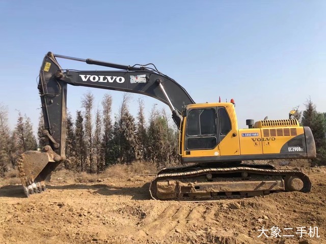 沃尔沃 EC290BLC 挖掘机