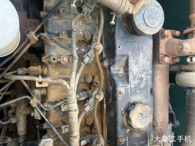 神钢 SK130-8 挖掘机