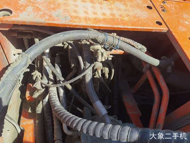 斗山 DX260LC 挖掘机