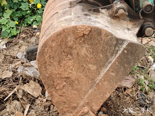 新源 XY75W-8 挖掘机