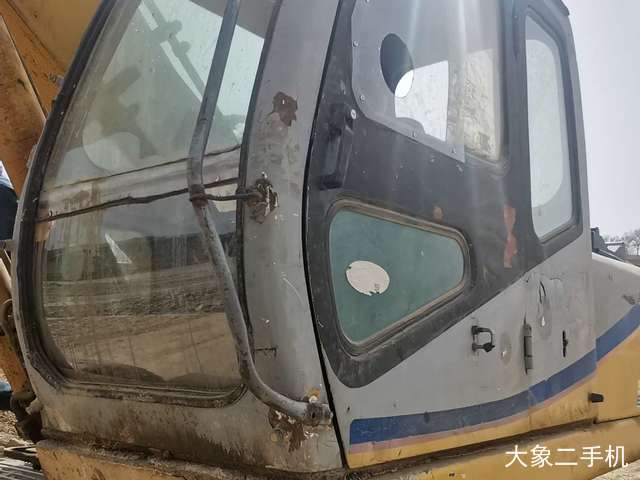 加藤 HD820 挖掘机