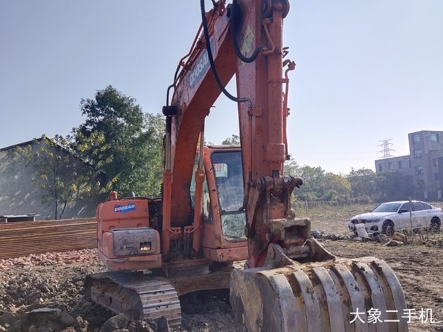 斗山 DX120-9C 挖掘机