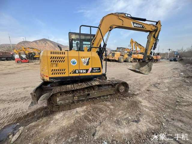 三一重工 SY75C-9 挖掘机