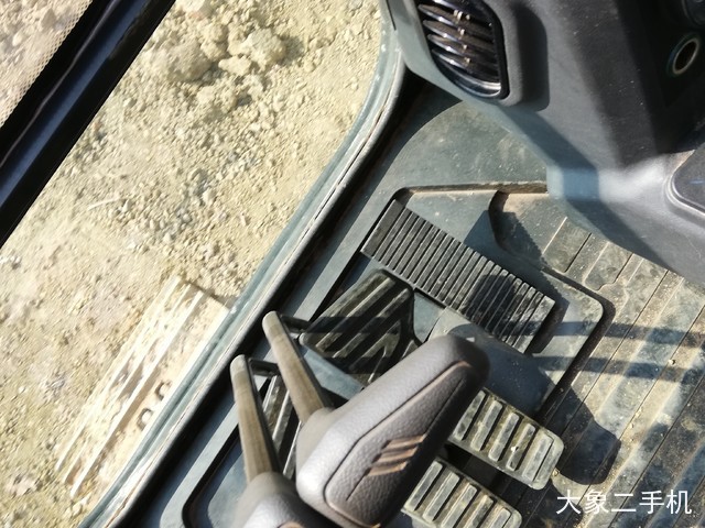 三一重工 SY135C 挖掘机