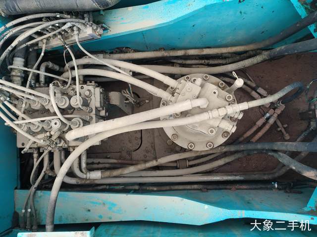 神钢 SK350LC-8 挖掘机