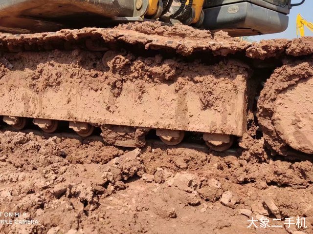 现代 R225LC-7 挖掘机