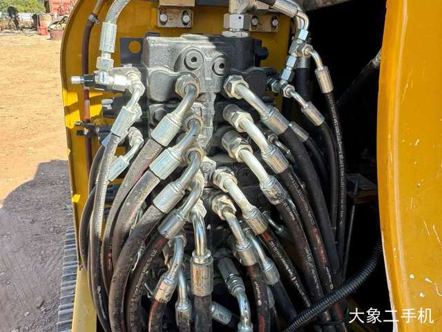 徐工 XE60D 挖掘机