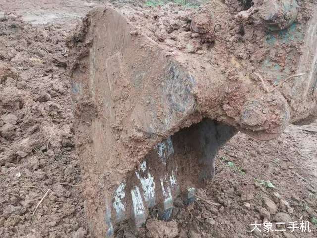 神钢 SK140LC-8 挖掘机