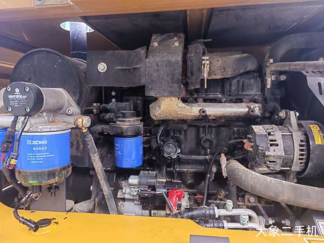 徐工 XE75G 挖掘机