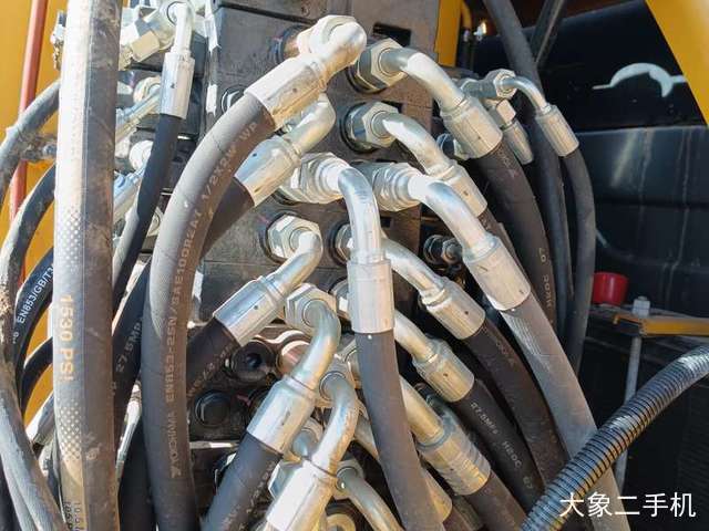 徐工 XE55D 挖掘机