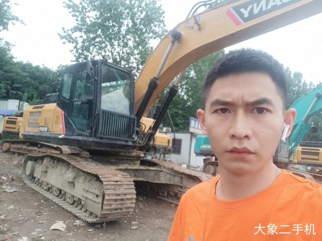 三一重工 SY245H 挖掘机