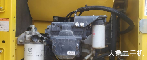 小松 PC200-8 挖掘机