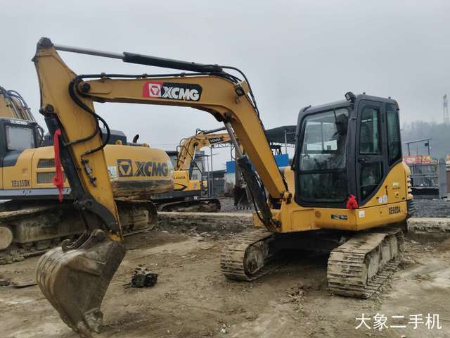 徐工 XE60 挖掘机