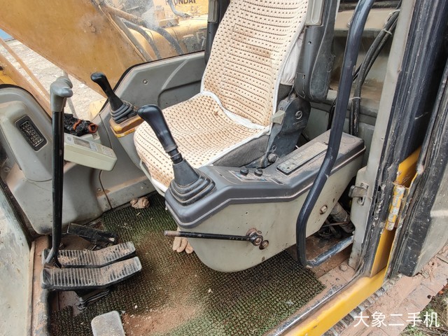 雷沃重工 FR150D 挖掘机