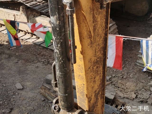 三一重工 SY16C 挖掘机