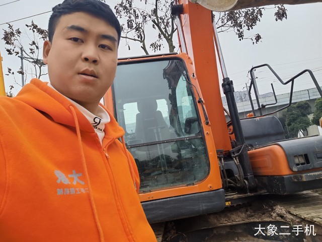 斗山 DX130-9C 挖掘机