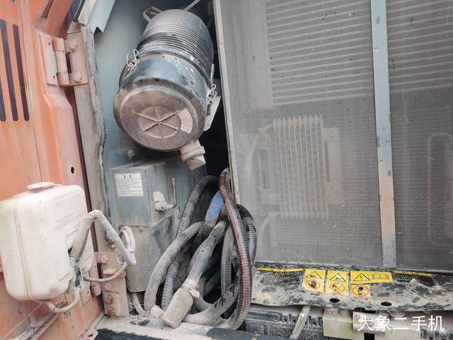 日立 ZX130-5A 挖掘机