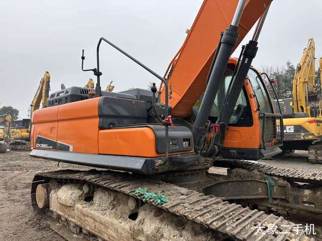 斗山 DH300LC-V 挖掘机