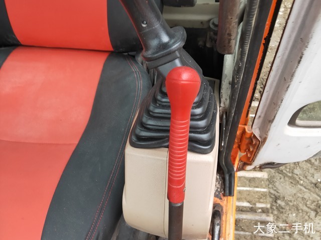 斗山 DH225LC-7 挖掘机