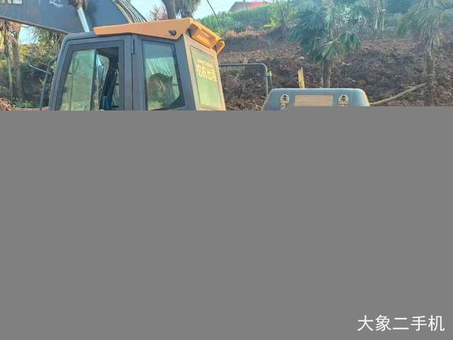 约翰迪尔 E210 挖掘机