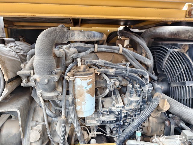 山东临工 E680F 挖掘机