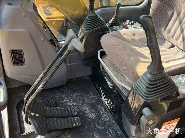 三一重工 SY75C-8 挖掘机