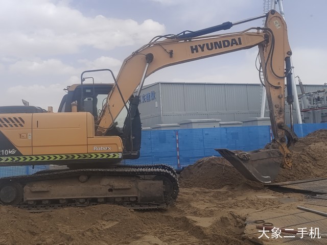 现代 R150LVS 挖掘机