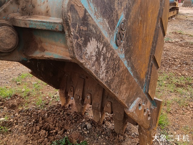 神钢 SK350LC-8 挖掘机