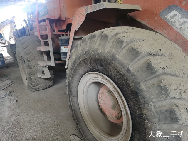 斗山 DL503 装载机