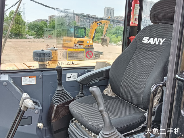 三一重工 SY55C-10 挖掘机