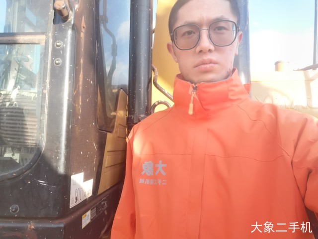 三一重工 SY135C-9 挖掘机