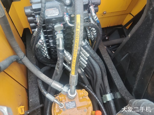 三一重工 SY75C-10 挖掘机