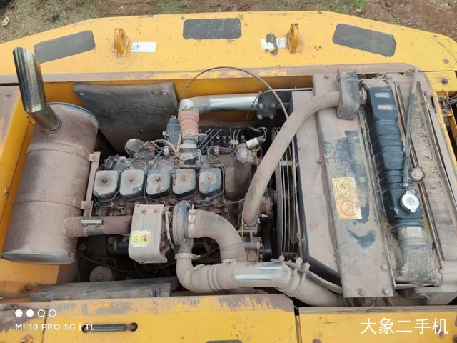 现代 R225LC-7 挖掘机