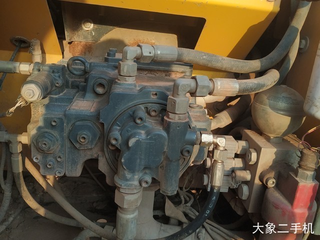 徐工 XE150 挖掘机