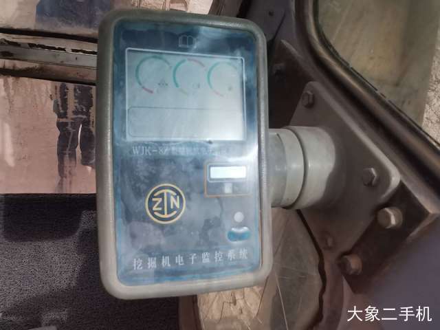 加藤 HD820 挖掘机