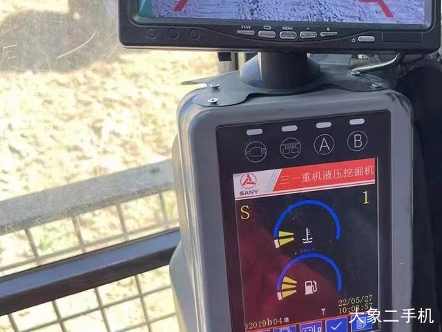 三一重工 SY135C 挖掘机