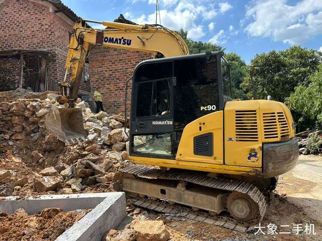 小松 PC90 挖掘机