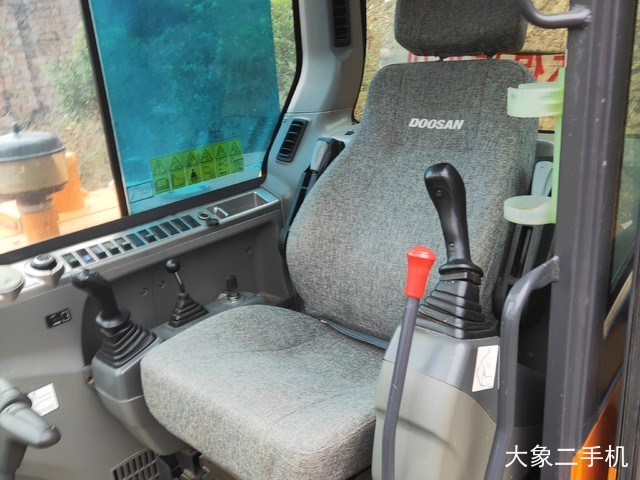 斗山 DX55-9C 挖掘机