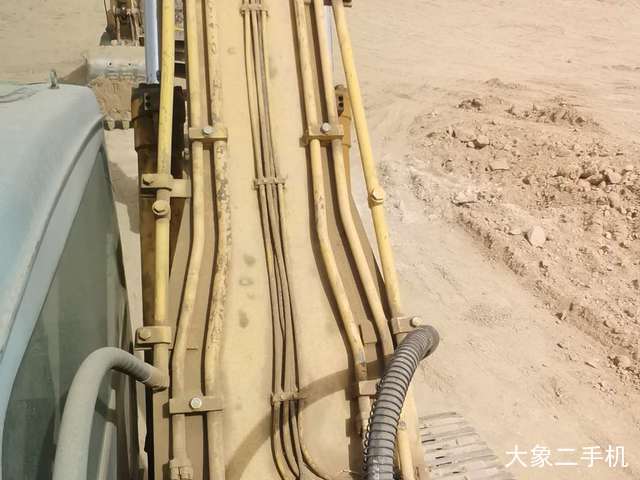 加藤 HD820 挖掘机