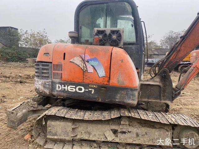 斗山 DH60-7 挖掘机