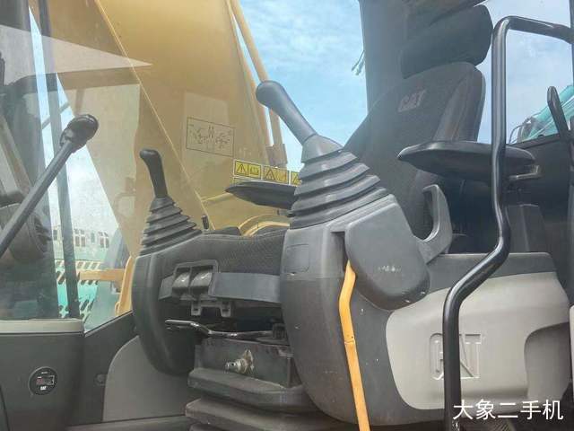 卡特彼勒 330D2L液压 挖掘机