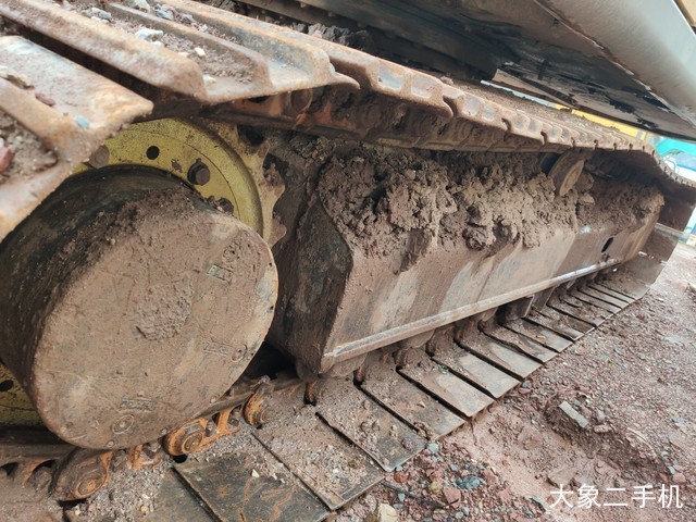 山东临工 LG6150 挖掘机