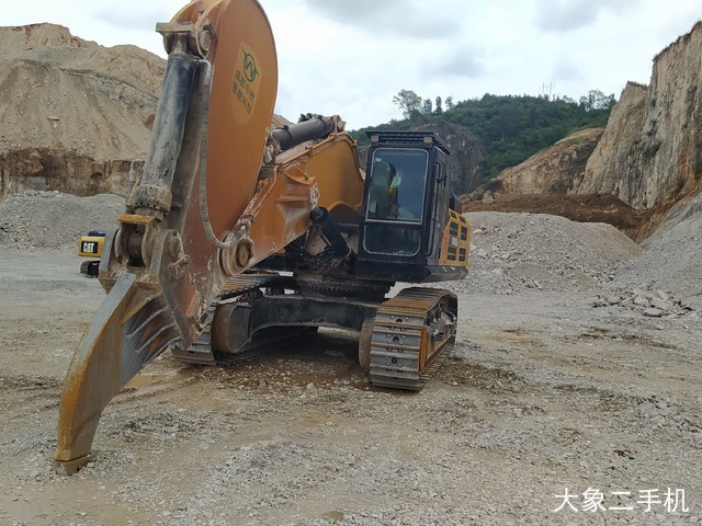 三一重工 SY485H 挖掘机