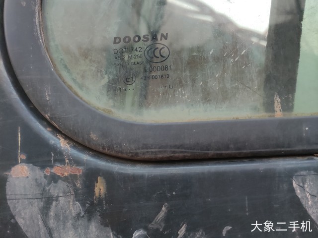 斗山 DH215LC-9 挖掘机
