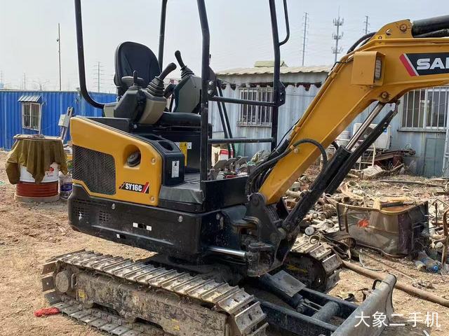 三一重工 SY16C 挖掘机