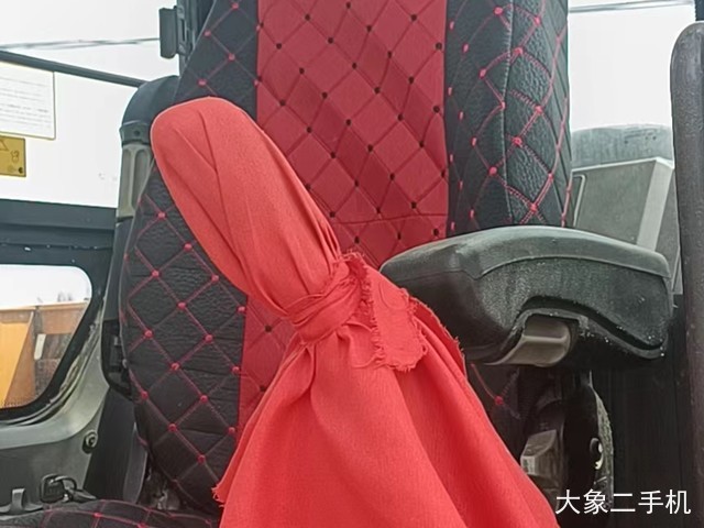 三一重工 SY65C 挖掘机