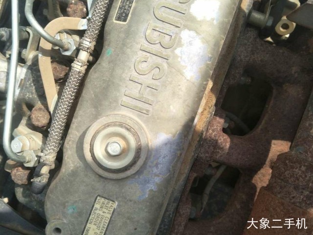 三一重工 SY215C-9 挖掘机