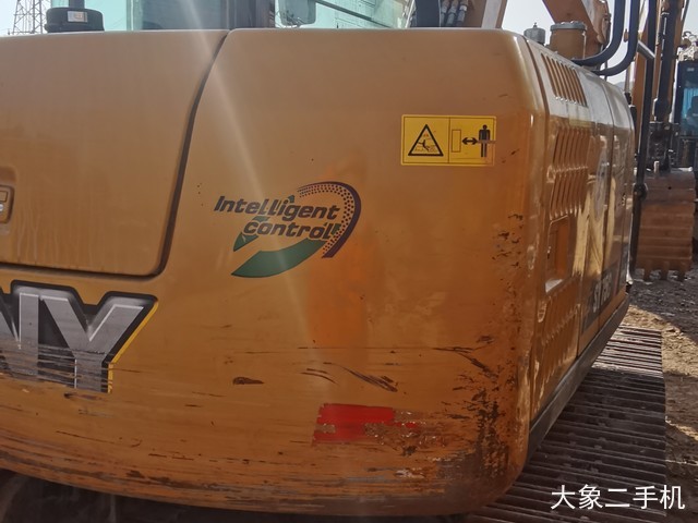 三一重工 SY75C 挖掘机